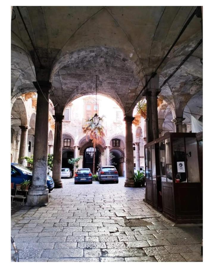 Palazzo Cuto Central Flat ปาแลร์โม ภายนอก รูปภาพ