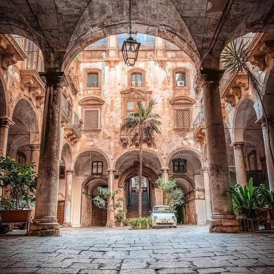 Palazzo Cuto Central Flat ปาแลร์โม ภายนอก รูปภาพ